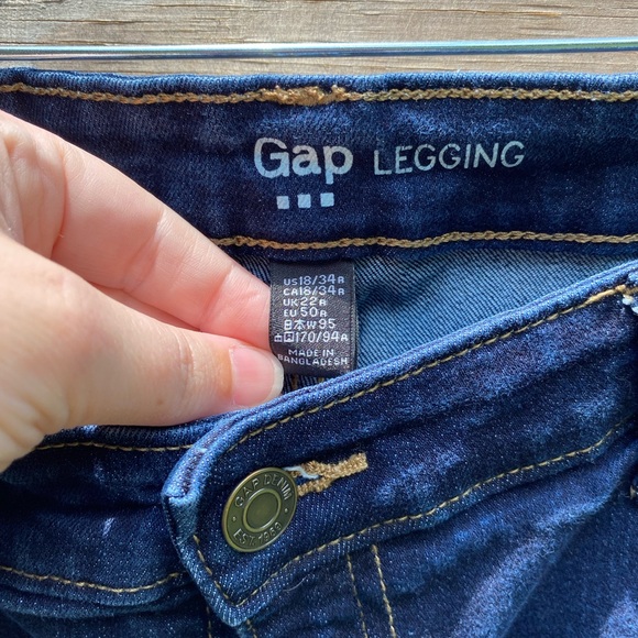 Women’s Gap dark rinse jegging - Picture 2 of 7
